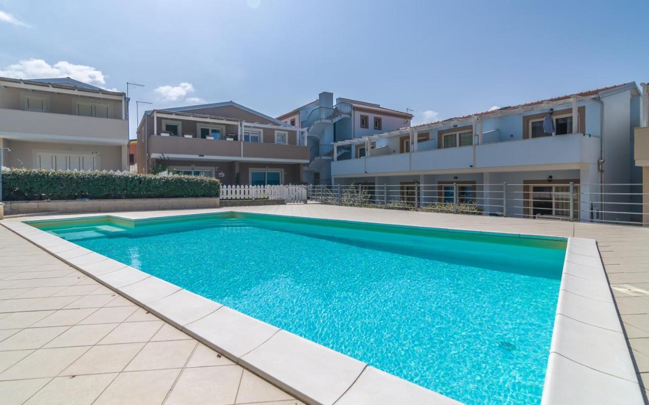 Villetta Morello Climatizzata Con Giardino Privato Viddalba Exterior foto