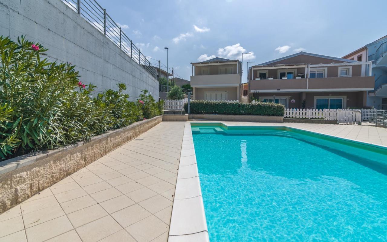 Villetta Morello Climatizzata Con Giardino Privato Viddalba Exterior foto